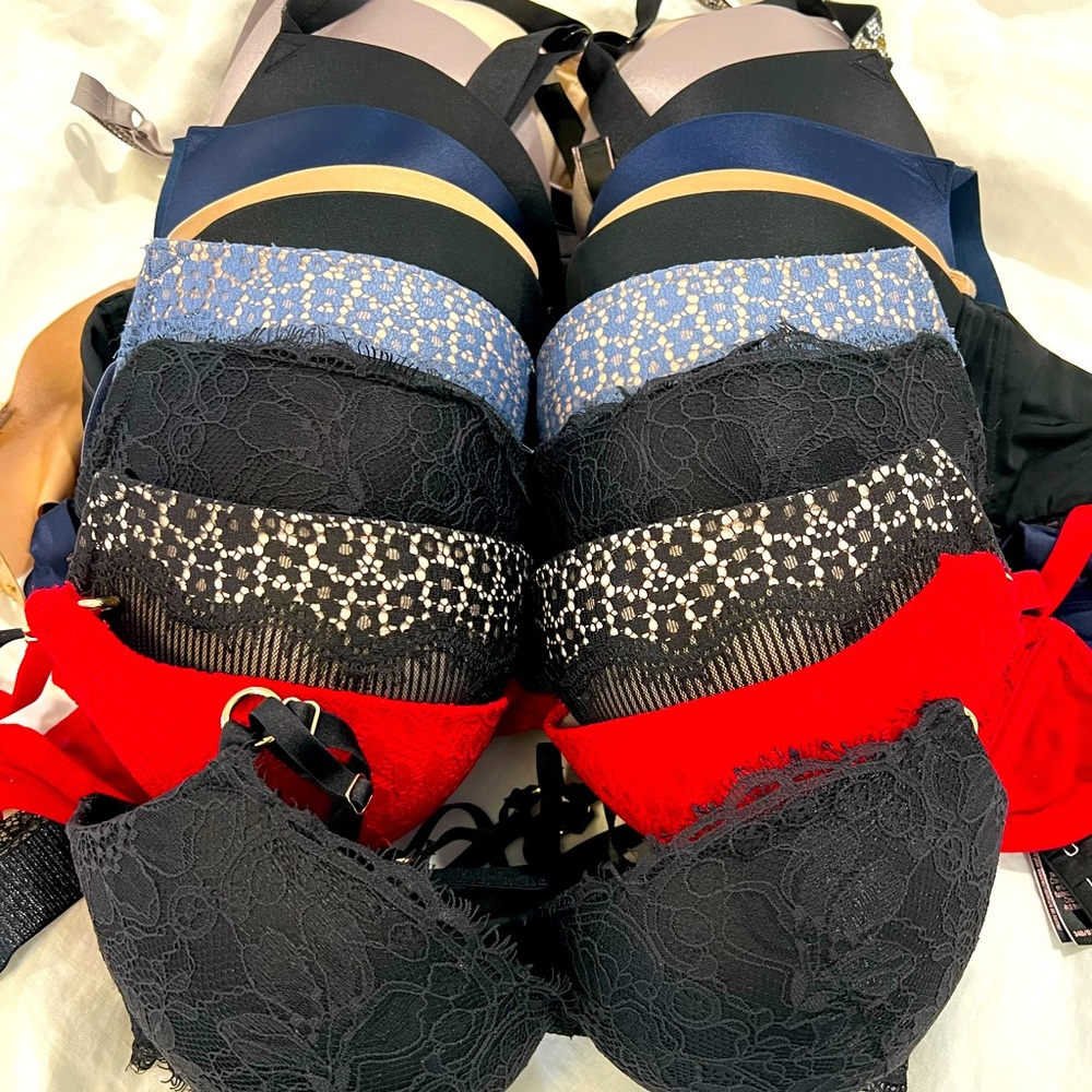 Lot of 8 Victoria Secret Bombshell and Push-up Bras (34D)